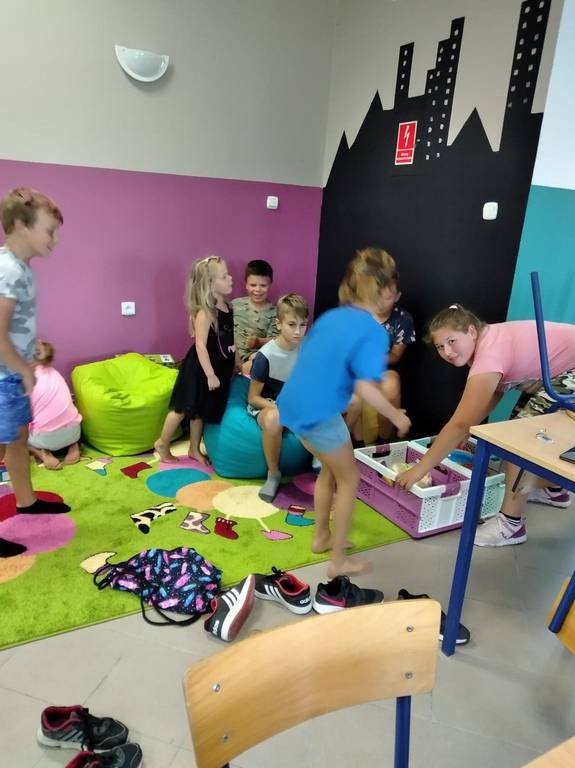 Kolorowe świetlicowo we wsi Juchowo.